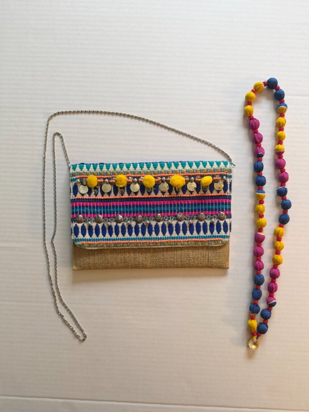 Sparkly Straw Aztec Inspired Crossbody Envelope Purse *Free Handmade Necklace* - Picture 7 of 7
